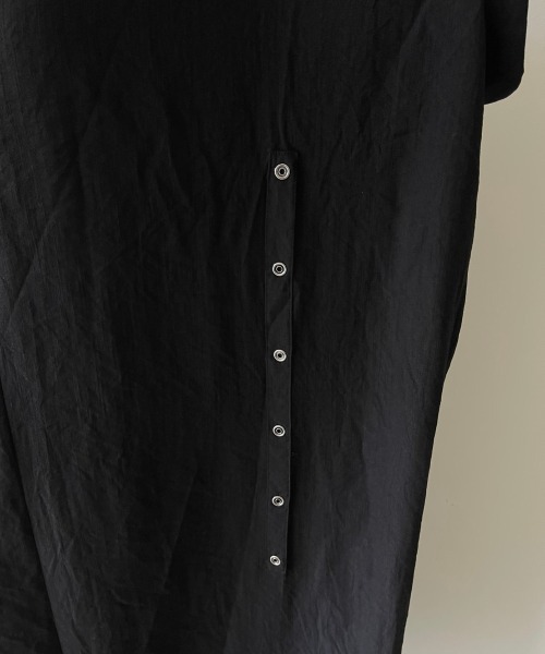 NEUNA（ヌナ）の「リネンタッチスナップ付きワンピース（ワンピース・レディース・ブラック・FREE）」の9枚目の写真