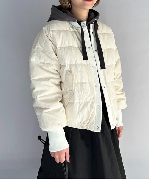 audrey and john wad（オードリーアンドジョンワッド）の「リブ付きショートダウンジャケット（ダウンジャケット/コート・レディース・ホワイト/ブラック/ブルーグレー・M）」の14枚目の写真