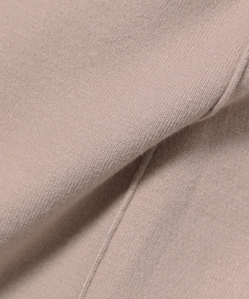 PAGEBOY（ページボーイ）の「WフェイスVネックBIGカーディガン（ニット/セーター・レディース・オフホワイト/ブラック/ブラウン系その他/グレイッシュベージュ・FREE）」の5枚目の写真