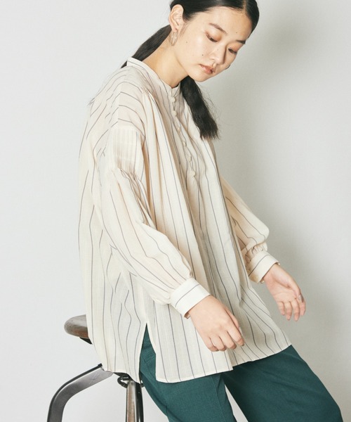 GARAGE OF GOOD CLOTHING(ガレージオブグッドクロージング)の「ピンタックドビーストライプブラウス*(シャツ/ブラウス・レディース・アイボリー/グリーン・FREE)」の1枚目の写真