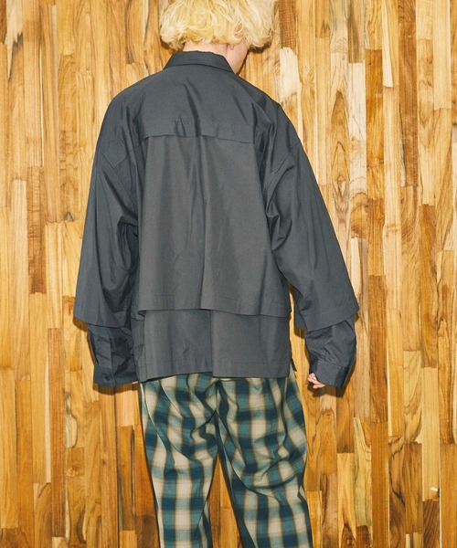 MAISON SPECIAL（メゾンスペシャル）の「《ユニセックスアイテム》プライムオーバーレイヤリングシャツ 【MAISON SPECIAL/メゾンスペシャル】（シャツ/ブラウス・メンズ・オフホワイト/ブラック/チャコールグレー・1/2）」の10枚目の写真