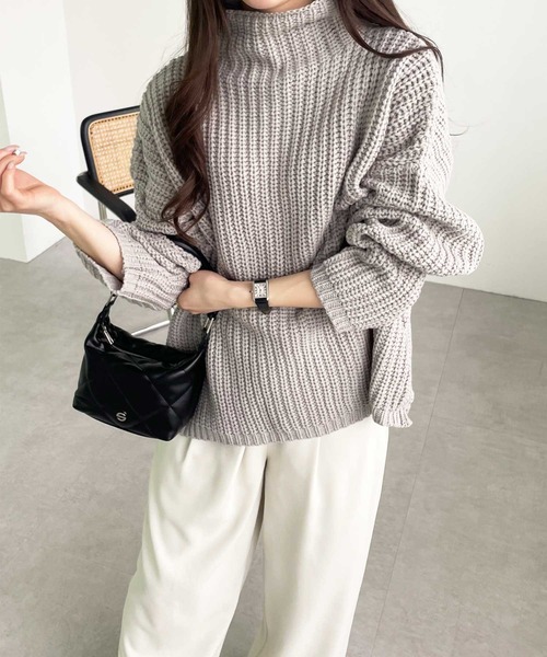 GeeRA（ジーラ）の「オーバーサイズタートルニット（ニット/セーター・レディース・アイボリー/杢グレー・X-LARGE/LARGE/MEDIUM）」の11枚目の写真