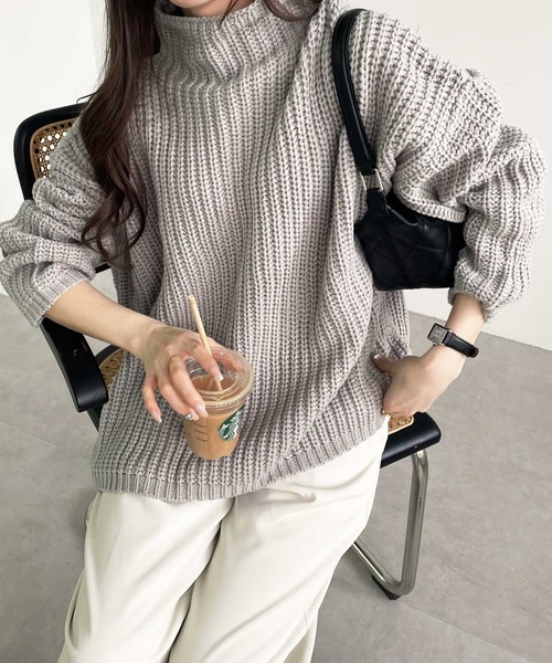 GeeRA（ジーラ）の「オーバーサイズタートルニット（ニット/セーター・レディース・アイボリー/杢グレー・X-LARGE/LARGE/MEDIUM）」の6枚目の写真