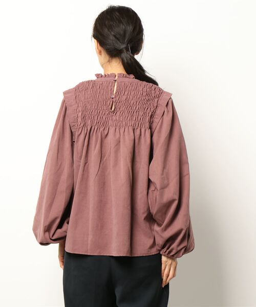 STYLEBLOCK（スタイルブロック）の「ボリュームスリーブシャーリングブラウス（シャツ/ブラウス・レディース・ブラック/アッシュグレー/ピンク/オフホワイト/ブルー・M）」の6枚目の写真