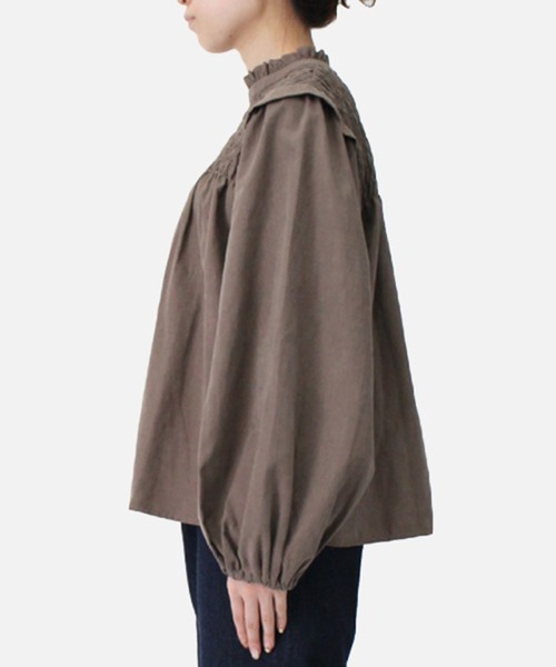 STYLEBLOCK（スタイルブロック）の「ボリュームスリーブシャーリングブラウス（シャツ/ブラウス・レディース・ブラック/アッシュグレー/ピンク/オフホワイト/ブルー・M）」の9枚目の写真