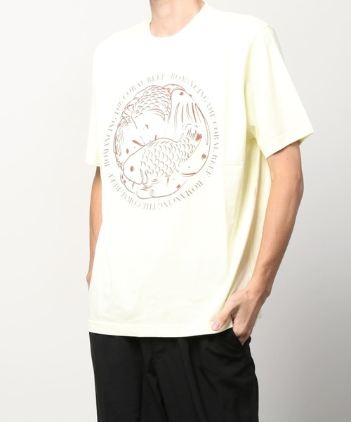 BOTTER（ボッター）の「【BOTTER】 T-SHIRT CLASSIC FIT BOTTER FISHSWIRL PRINT（Tシャツ/カットソー・メンズ・イエロー・MEDIUM/LARGE）」の5枚目の写真