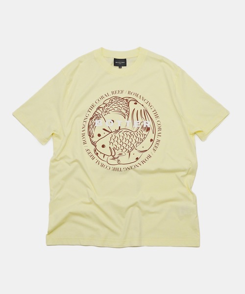 BOTTER（ボッター）の「【BOTTER】 T-SHIRT CLASSIC FIT BOTTER FISHSWIRL PRINT（Tシャツ/カットソー・メンズ・イエロー・MEDIUM/LARGE）」の9枚目の写真