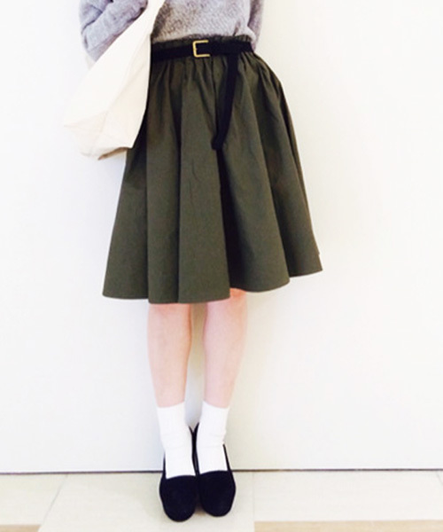 Kastane（カスタネ）の「【kastane】Wタックスカート（スカート・レディース・ブラック/ベージュ/カーキ・FREE）」の3枚目の写真