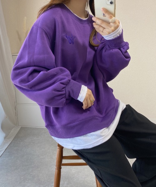 Diosfront（ディオスフロント）の「レイヤード風ワンポイント刺繍裏起毛トレーナー（スウェット・レディース・パープル/グレー/ピンク/オレンジ/ブルー/アイボリー/ベージュ/ブラック・FREE）」の22枚目の写真