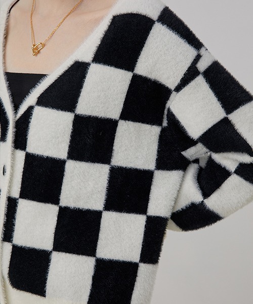 Fano Studios(ファノ ストゥディオズ)の「【Fano Studios】V-neck checkerboard pattern knitted cardigan FQ21S091(カーディガン/ボレロ・レディース・ブラック・S/M/L)」の8枚目の写真
