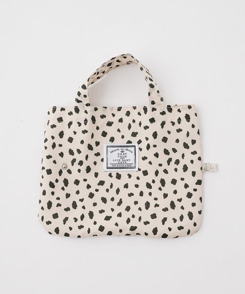one after another NICE CLAUP（ワンアフターアナザーナイスクラップ）の「【雨天用/80％UVカット】トートバック付きレオパード折り畳み傘（折りたたみ傘・レディース・ホワイト/ベージュ・FREE）」の3枚目の写真