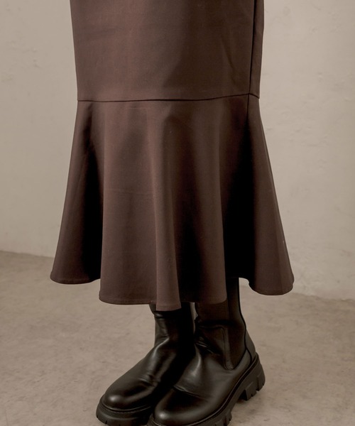 OLIVE des OLIVE（オリーブデオリーブ）の「ラッフルマーメイドスカート（スカート・レディース・ブラック/ダークブラウン/ブラウン/アイボリー・FREE）」の20枚目の写真