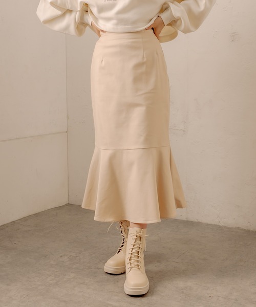 OLIVE des OLIVE（オリーブデオリーブ）の「ラッフルマーメイドスカート（スカート・レディース・ブラック/ダークブラウン/ブラウン/アイボリー・FREE）」の5枚目の写真