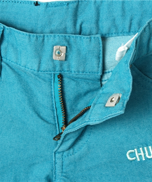 CHUBBYGANG（チャビーギャング）の「ロゴ刺繍　ストレッチツイルカラーパンツ（その他パンツ・キッズ・イエロー/ホワイト/エメラルド/ピンク・120/130/110/100）」の8枚目の写真