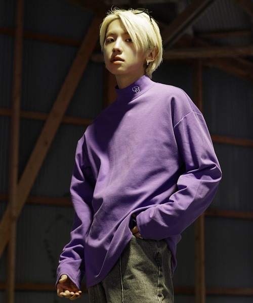 G.O.C（ジーオーシー）の「ミニマルロゴハイネックロンT（Tシャツ/カットソー・メンズ・ホワイト/ブラック/チャコールグレー/ブラック系その他/ブラック系その他2/ホワイト系その他2/ホワイト系その他3/ワイン/ライム/ブルー/パープル・MEDIUM/LARGE）」の10枚目の写真