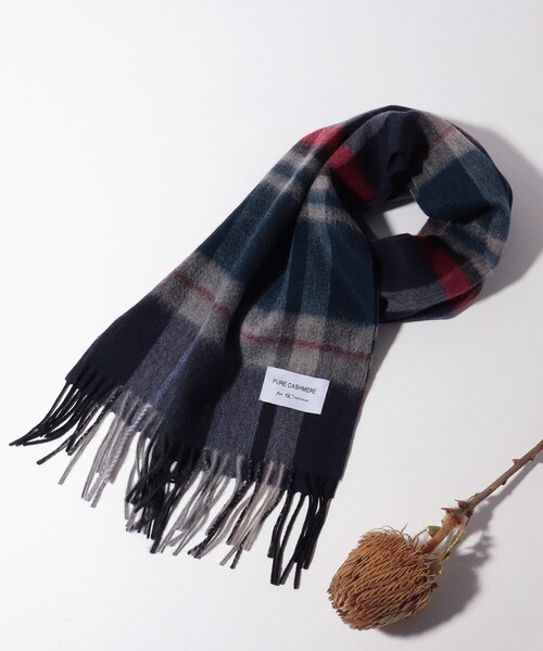 tk.TAKEO KIKUCHI（ティーケータケオキクチ）の「◆カシミヤチェックマフラー（マフラー・メンズ・ダークグリーン系1/ネイビー系1/ワイン系3・00）」の3枚目の写真