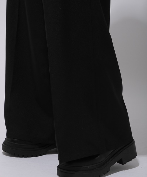 HARE（ハレ）の「センタープレスカラーワイドスラックス(HARE)（スラックス・レディース・ブラック/ブルー系その他/グリーン・SMALL/MEDIUM）」の15枚目の写真