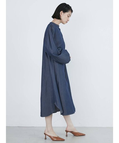 COTORICA（コトリカ）の「【THE DAYZ TOKYO】ボリュームスリーブデニムワンピース（ワンピース・レディース・ブラック/ネイビー・SMALL/MEDIUM）」の15枚目の写真