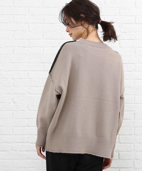 SHOO・LA・RUE（シューラルー）の「◆配色アウトリンキングニット（ニット/セーター・レディース・ベージュ系その他2/ホワイト系7/ブラック系4/ライトグリーン系・00）」の12枚目の写真