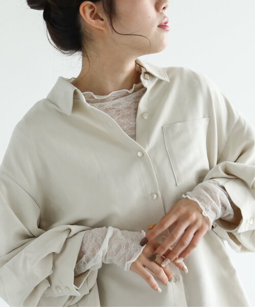 RAY CASSIN（レイカズン）の「フラワーレースメロープルオーバー（その他トップス・レディース・カーキ/スミクロ/キナリ・FREE）」の2枚目の写真