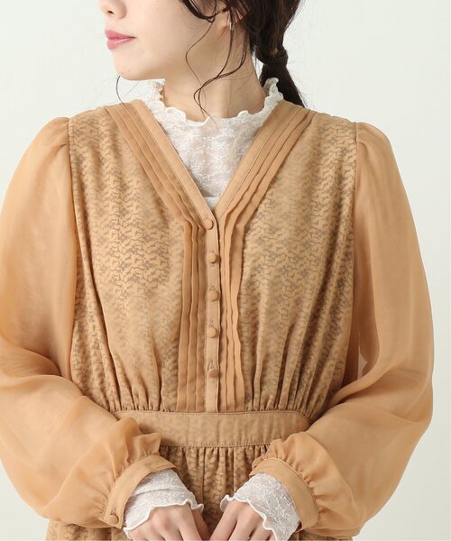 RAY CASSIN（レイカズン）の「フラワーレースメロープルオーバー（その他トップス・レディース・カーキ/スミクロ/キナリ・FREE）」の19枚目の写真