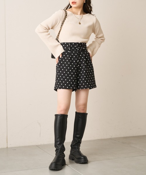 Chico(チコ)の「ハイウエストショートパンツ(その他パンツ・レディース・ブラック/アイボリー/ブラック系その他2・FREE)」の4枚目の写真