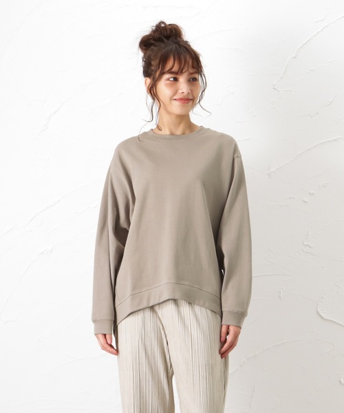 NAVY(ネイビー)の「オーガニックコットン ドルマンロングスリーブTシャツ(Tシャツ/カットソー・レディース・ブラウン/オートミール/グリーン/ホワイト・フリー)」の3枚目の写真