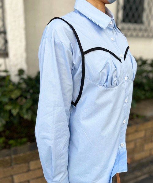 Jewelobe(ジュエローブ)の「パイピングデザインバストギャザーシャツ(シャツ/ブラウス・レディース・サックスブルー/ブラック・FREE)」の19枚目の写真