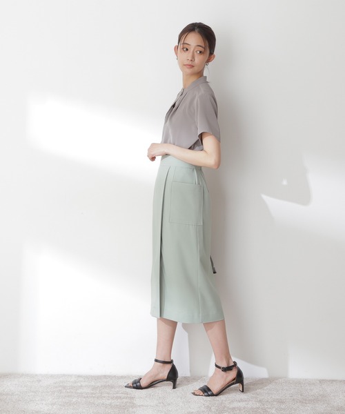 ◆スタンドカラーフロントタックブラウス