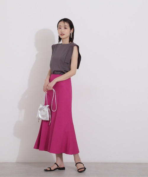NATURAL BEAUTY BASIC（ナチュラルビューティーベーシック）の「ショルダーウイングカットソー（Tシャツ/カットソー・レディース・グレー/チャコールグレー/ブルー・MEDIUM）」の13枚目の写真