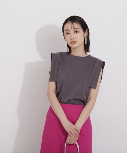 NATURAL BEAUTY BASIC（ナチュラルビューティーベーシック）の「ショルダーウイングカットソー（Tシャツ/カットソー・レディース・グレー/チャコールグレー/ブルー・MEDIUM）」の11枚目の写真