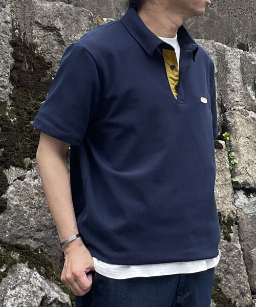 Purple&Yellow(パープルアンドイエロー)の「ワッペン付きカノコ半袖ポロシャツ(ポロシャツ・メンズ・ホワイト/ネイビー/グレイッシュベージュ・SMALL/MEDIUM/LARGE/X-LARGE)」の3枚目の写真