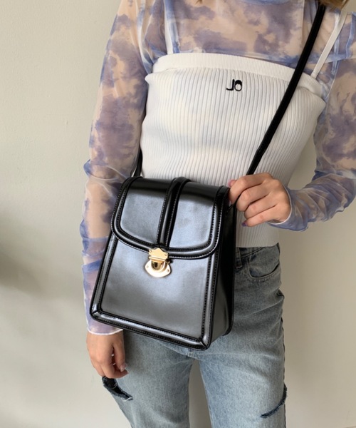 OLIVE des OLIVE（オリーブデオリーブ）の「縦長サドルショルダー（ショルダーバッグ・レディース・オフホワイト/キャメル/ブラック・FREE）」の7枚目の写真