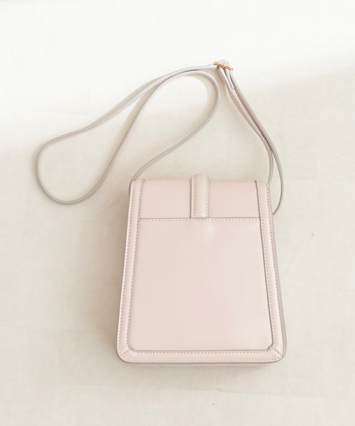 OLIVE des OLIVE（オリーブデオリーブ）の「縦長サドルショルダー（ショルダーバッグ・レディース・オフホワイト/キャメル/ブラック・FREE）」の13枚目の写真