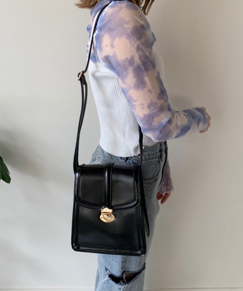 OLIVE des OLIVE（オリーブデオリーブ）の「縦長サドルショルダー（ショルダーバッグ・レディース・オフホワイト/キャメル/ブラック・FREE）」の10枚目の写真