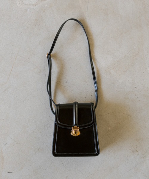 OLIVE des OLIVE（オリーブデオリーブ）の「縦長サドルショルダー（ショルダーバッグ・レディース・オフホワイト/キャメル/ブラック・FREE）」の19枚目の写真