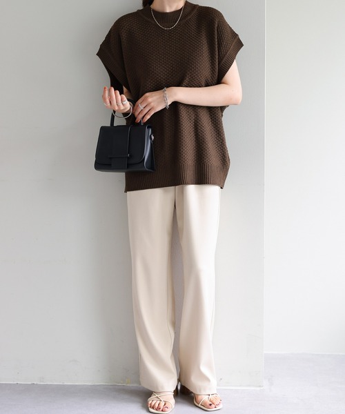 DISCOAT（ディスコート）の「バックスリットニットベスト（ベスト・レディース・ブラック/ブラウン/ベージュ・FREE）」の7枚目の写真