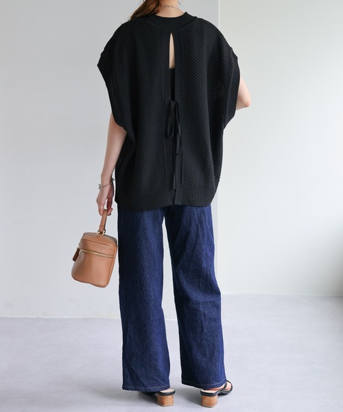 DISCOAT（ディスコート）の「バックスリットニットベスト（ベスト・レディース・ブラック/ブラウン/ベージュ・FREE）」の16枚目の写真