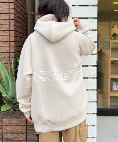 NEW ERA（ニューエラ）の「【ムラサキスポーツ別注】NEW ERA/ニューエラ オーバーサイズ プルオーバーパーカー/ビッグロゴ バックプリント 13501862/13501863/13501864（パーカー・メンズ・ベージュ/グレー/ブラック・M/L/XL/XXL）」の7枚目の写真