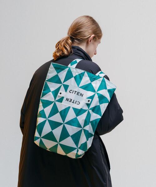 CITEN(シテン)の「<CITEN>CITEN クルクルパッチン ジオメトリック トートバッグ(トートバッグ・レディース・ライトブルー/ピンク/ブラック/ケリー・FREE)」の19枚目の写真