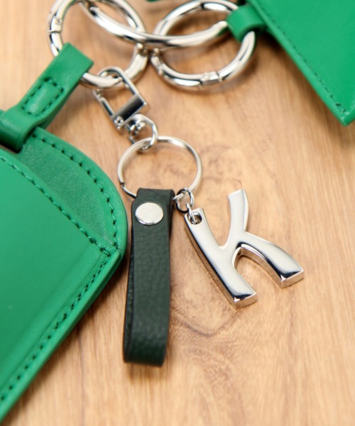 GLOBAL WORK（グローバルワーク）の「マルチWAYイニシャルチャームＭ/345609（その他小物・レディース・アイボリー/グリーン系その他/ホワイト系その他4/ホワイト系その他2/ホワイト系その他5/ダークグリーン/ベージュ系その他/ホワイト系その他3/ホワイト系その他/グレイッシュベージュ/グリーン系その他2/ホワイト系その他6/グレー/ホワイト系その他7/グレー系その他4/イエロー/グレー系その他6/イエロー系その他/グレー系その他7・FREE）」の15枚目の写真