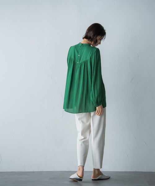 LAUTREAMONT(ロートレアモン)の「【WEB別注】割繊ブラウス≪洗濯機で洗える≫(シャツ/ブラウス・レディース・ネイビー/オフホワイト/オレンジ/グリーン・9号)」の14枚目の写真