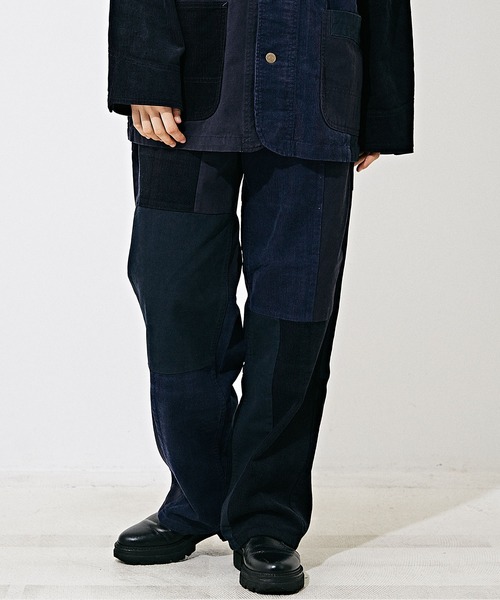 TOBILA（トビラ）の「ミックスコーデュロイパッチワークストレートパンツ（その他パンツ・レディース・ブラウン/ネイビー/カーキ・L/M）」の3枚目の写真