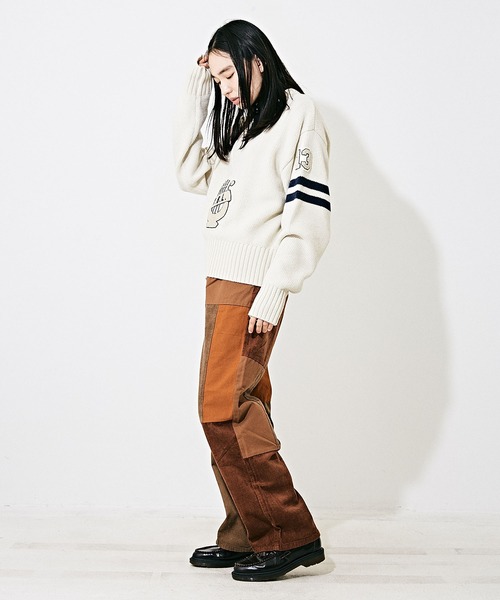 TOBILA（トビラ）の「ミックスコーデュロイパッチワークストレートパンツ（その他パンツ・レディース・ブラウン/ネイビー/カーキ・L/M）」の16枚目の写真