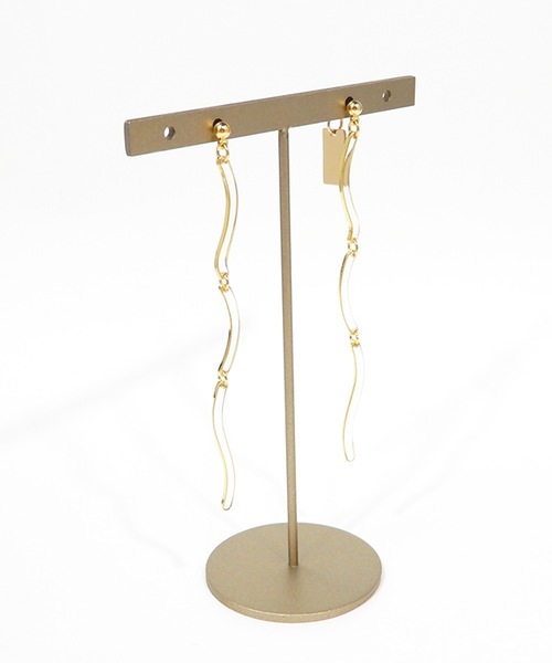 The Rule(ザルール)の「The Rule ザルール : Connect pieced earring :ロングシルエットピアス(ピアス(両耳用)・レディース・ダークブルー/ベージュ/クリア・FREE)」の10枚目の写真