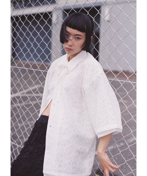 Wizzard（ウィザード）の「Wizzard ウィザード / LACE  SHIRTリラクシングフラワーレースシャツ / W23SS-SH050（シャツ/ブラウス・メンズ・ブラック/ホワイト/イエロー・3/1/2）」の22枚目の写真