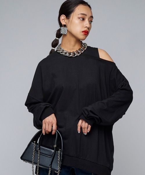 Narcissus（ナルシス）の「【Narcissus】ワンショルダートップス（スウェット・レディース・ホワイト/ブラック・FREE）」の2枚目の写真