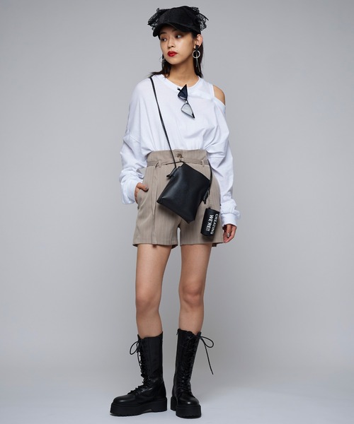 Narcissus（ナルシス）の「【Narcissus】ワンショルダートップス（スウェット・レディース・ホワイト/ブラック・FREE）」の3枚目の写真