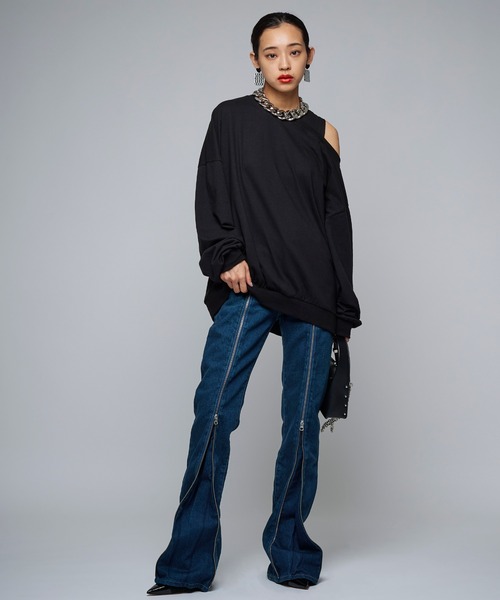 Narcissus（ナルシス）の「【Narcissus】ワンショルダートップス（スウェット・レディース・ホワイト/ブラック・FREE）」の5枚目の写真