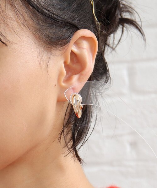 SHOO・LA・RUE（シューラルー）の「◆【クリップタイプ】イヤリング（イヤリング・レディース・ゴールド/シルバー・00）」の5枚目の写真